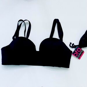NWT Bra Supreme Convertible Adjustable Bra